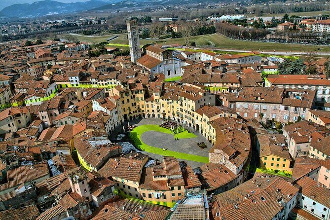 Lucca: Self-Guided Tour by Bike with MAP - The Sum Up