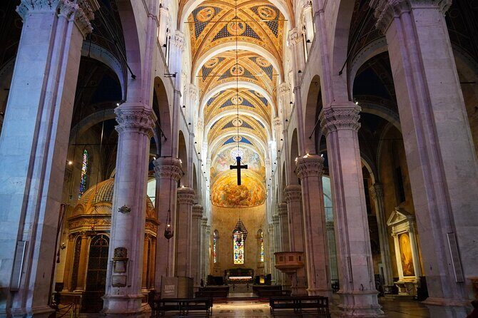 Lucca: Walking tour to discover the city of 100 churches - Who Will Love This Tour?