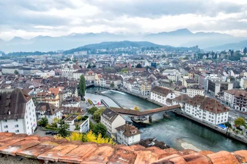 Lucerne small group walking tour and Lake Cruise from Basel - What the Reviews Say
