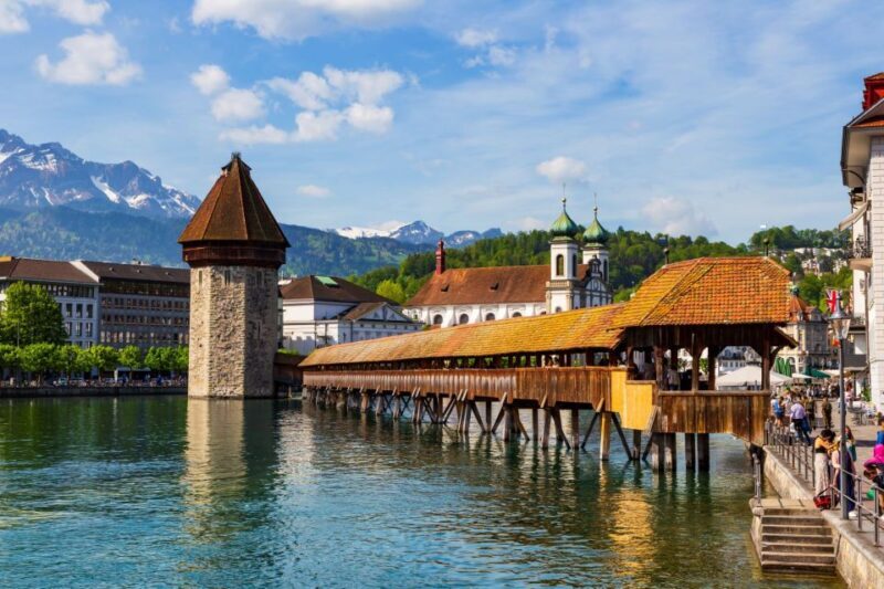 Lucerne small group walking tour and Lake Cruise from Basel - FAQ
