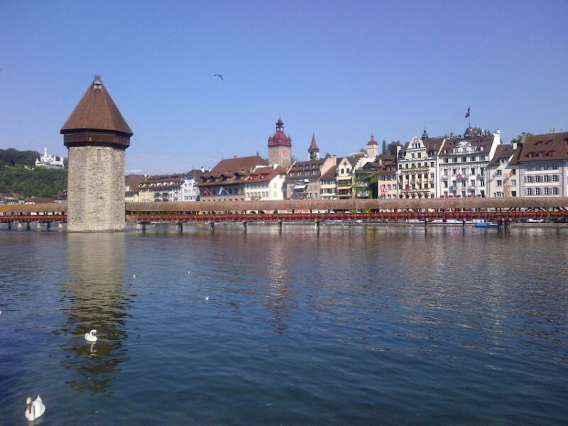 Lucerne small group walking tour and Lake Cruise from Zürich - Key Points