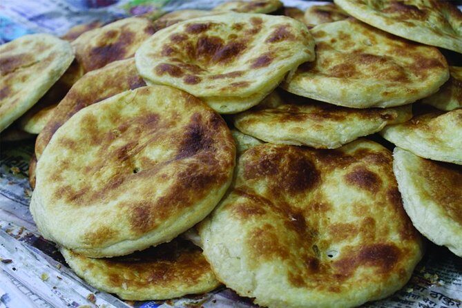 Lucknow Culinary Walk with Food Tastings - The Experience in Detail: What to Expect