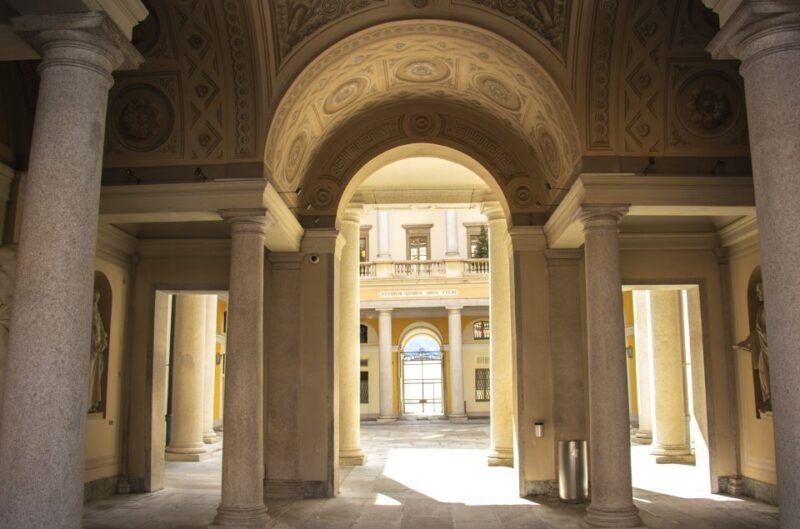Lugano: Insta-Perfect Walk with a Local - Lugano: Insta-Perfect Walk with a Local