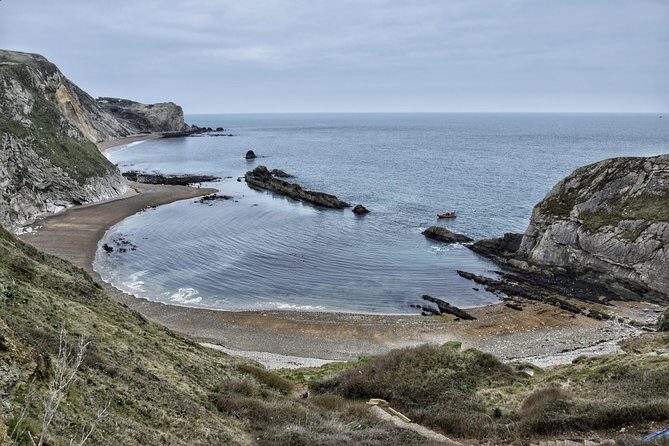 Lulworth Cove & Durdle Door Mini-Coach Tour from Bournemouth - Exploring the Jurassic Coast: What to Expect