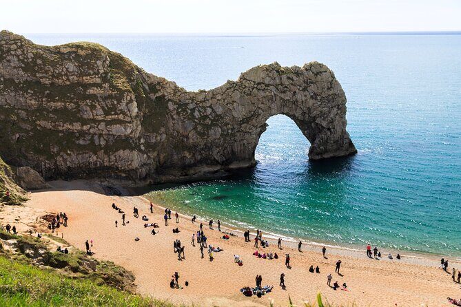 Lulworth Cove & Durdle Door Mini-Coach Tour from Bournemouth - Authentic Traveler Insights: What People Love and Caution