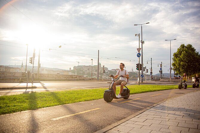 Luna E-Scooter Rent for Sightseeing in Budapest - A Deep Dive into the Budapest Scooter Adventure