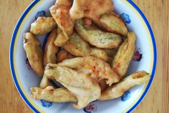 Lunch and dinner at my house with the typical products of Salento - An In-Depth Look at the Salento Home Dining Experience