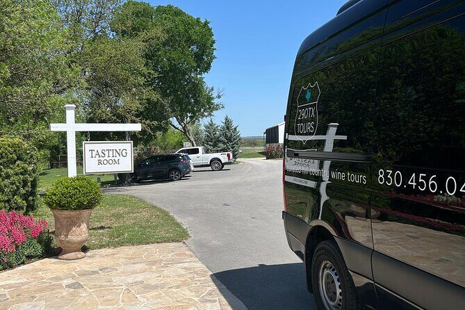 Luxe Hill Country Private Wine Adventure with Gourmet Lunch - A Detailed Look at the Tour Experience