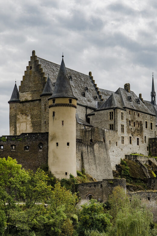 Luxembourg: Express Walk with a Local in 60 minutes - Practical Details for Travelers