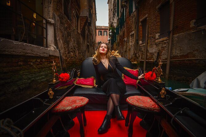 Luxurious Photoshoot in Venice - Luxurious Photoshoot in Venice: A Perfect Keepsake of the City’s Charm