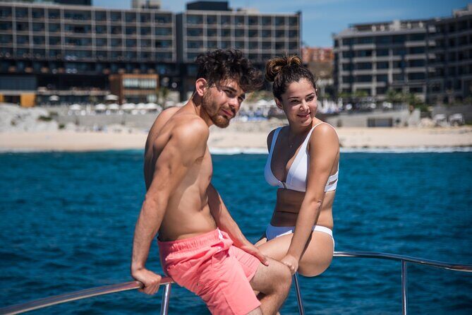 Luxury 42' Yacht Tour in Cabo for Snorkeling and Sunset - FAQ
