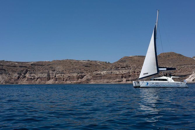 Luxury Caldera Cruise with a rich BBQ meal and drinks! - In-Depth Review of the Luxury Caldera Cruise