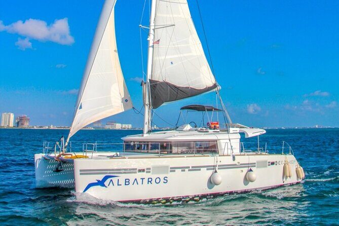 Luxury Catamaran Tour to Isla Mujeres with Transportation - What Makes This Tour Stand Out?