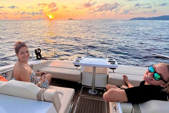 Luxury Catamaran Turtle Snorkel & Sunset Cruise - Key Points