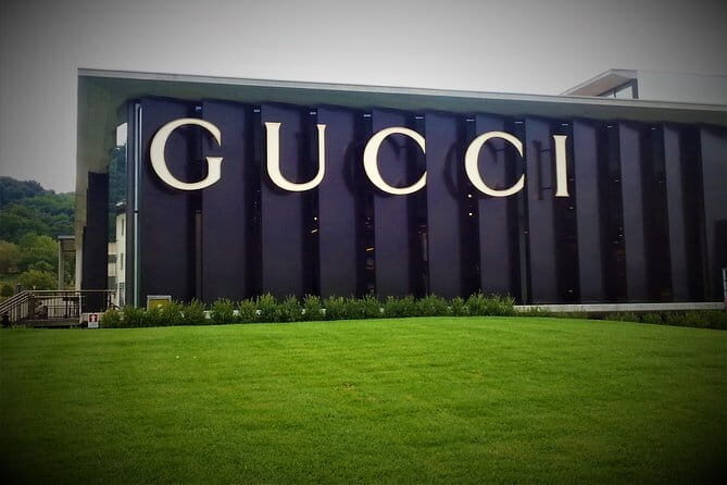Luxury Chauffeur Service THE MALL from Florence to Reggello - A Closer Look at the Experience