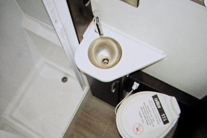 Luxury Coach Tour of Yosemite National Park - Weather and Cancellation Policy