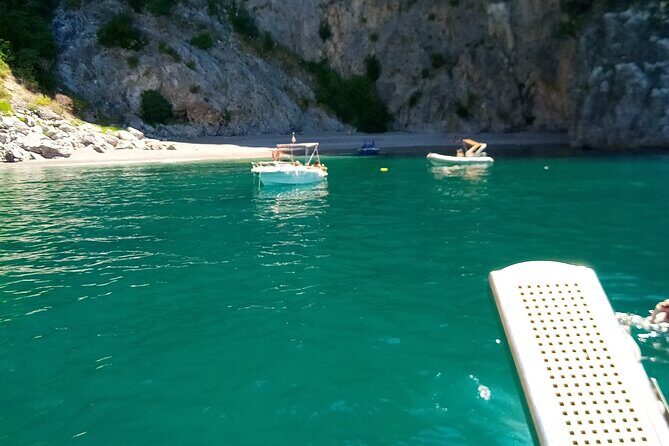 Luxury cruise from Salerno along the Amalfi Coast - A Detailed Look at the Amalfi Coast Luxury Cruise Experience