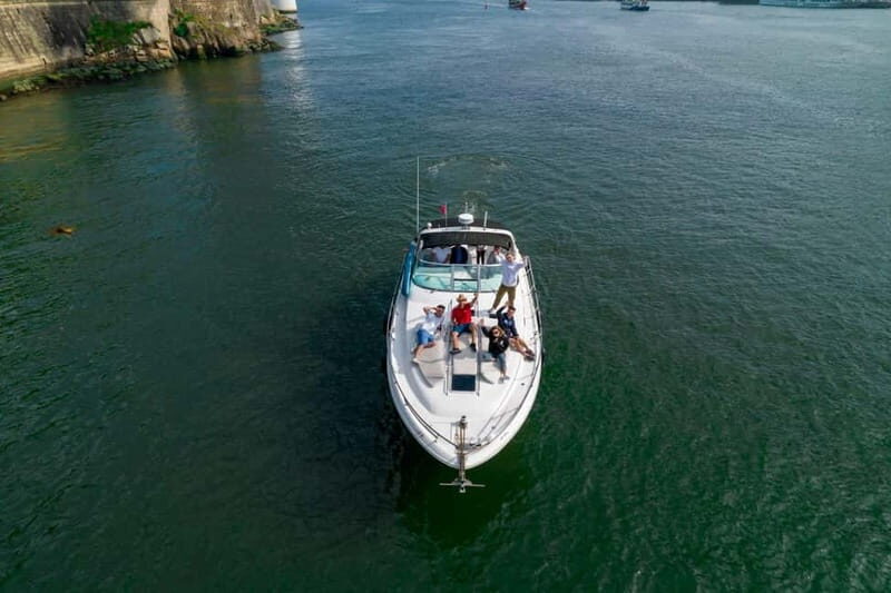 Luxury Douro Yacht Tour: Scenic Views & Complimentary Drinks - Analyzing the Value