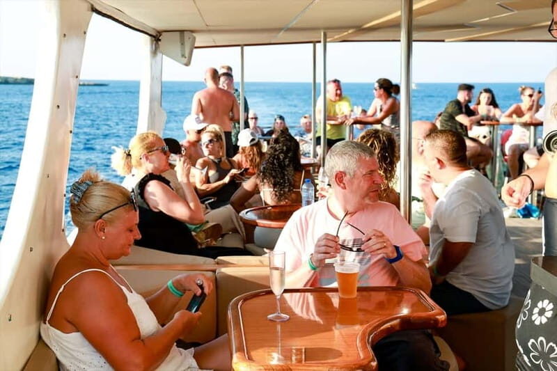 Luxury family-friendly cruise from Ayia Napa |Lunch included - Key Points