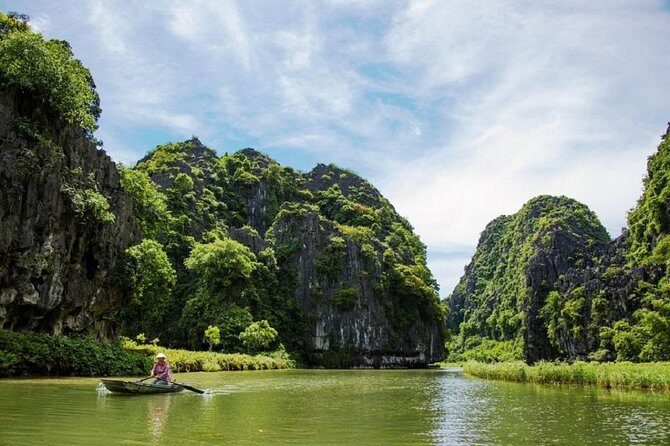 Luxury Hoa Lu - Tam Coc - Mua Cave 1 Day Tour - By Limousine & Small Group - Exploring the Itinerary: What You Can Expect