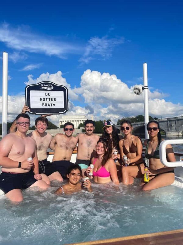 Luxury Hot Tub Boat of DC Potomac Private Tub up to 10 - A Complete Look at the Hot Tub Boat Experience