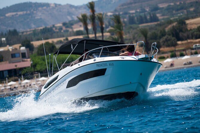 Luxury- Karnic SL701 Private Self-Drive Boat Hire - Why This Tour Works Well