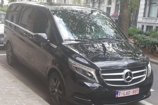 Luxury Minivan from Charleroi airport to the city of Brussels - The Details That Matter: A Deep Dive into the Transfer Experience