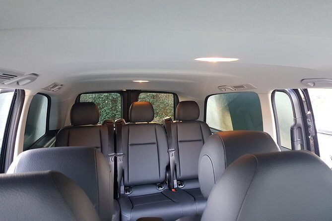 Luxury Minivan from Charleroi airport to the city of Brussels - Final Thoughts: Who Should Choose This Transfer?