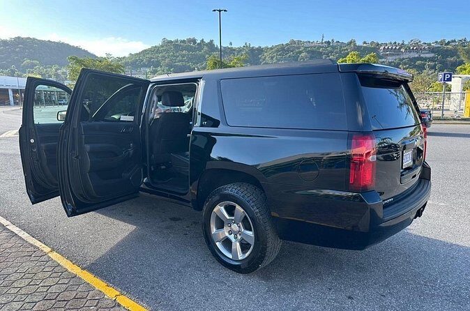Luxury Montego Bay Airport Transfers - A Closer Look at the Luxury Montego Bay Airport Transfers
