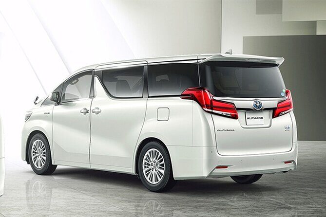 Luxury MPV One-Way Transfer Between KUL Airport and Melaka - The Ideal Traveler