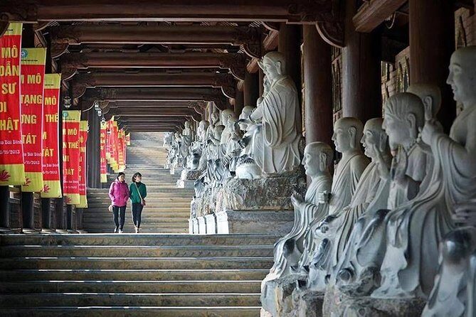 Luxury Ninh Binh Day Tour to Tam Coc, Mua Cave & Bich Dong Pagoda - Key Points