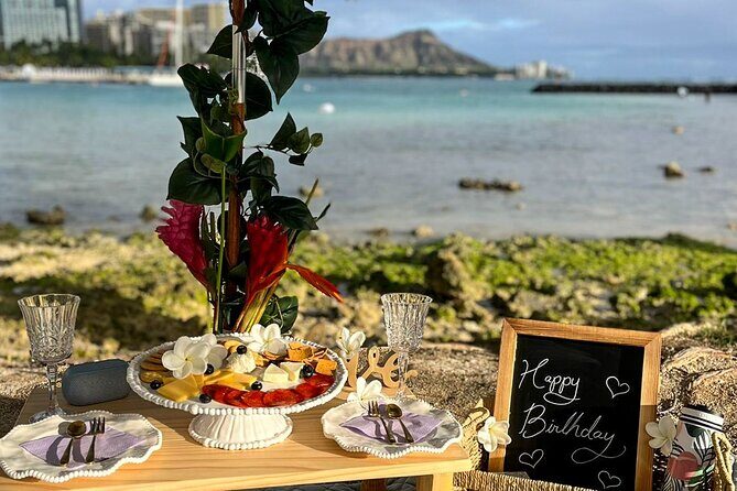 Luxury Picnic Experience in Honolulu Hawaii - Key Points