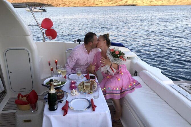 Luxury Power Yacht Cruise - Exploring Crete from the Deck of a Luxury Yacht