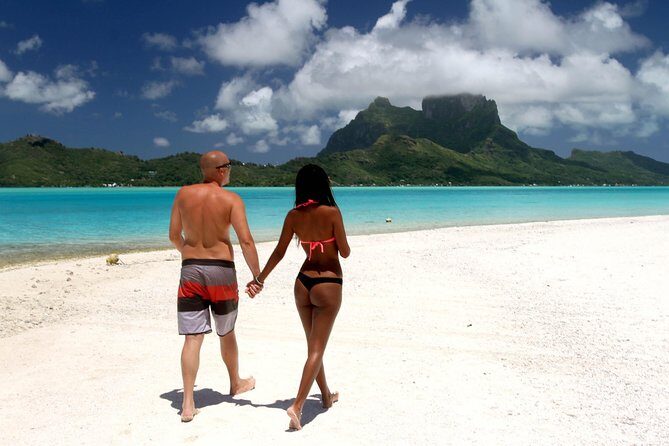 LUXURY Private Catamaran : Full-Day Sail & Polynesian Motu Lunch - The Polynesian Motu Lunch: Authentic Flavors in Seclusion