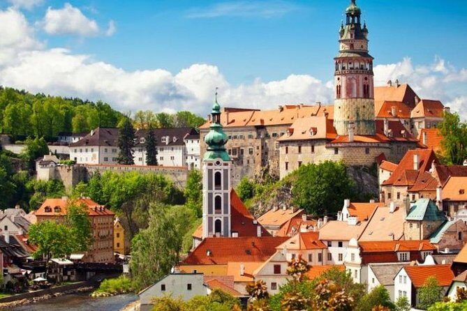 Luxury Private Day trip from Prague to Cesky Krumlov via Hluboka Castle - Key Points