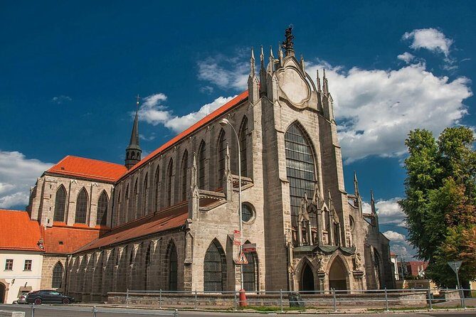 Luxury Private Day trip from Prague to Kutná Hora - Key Points