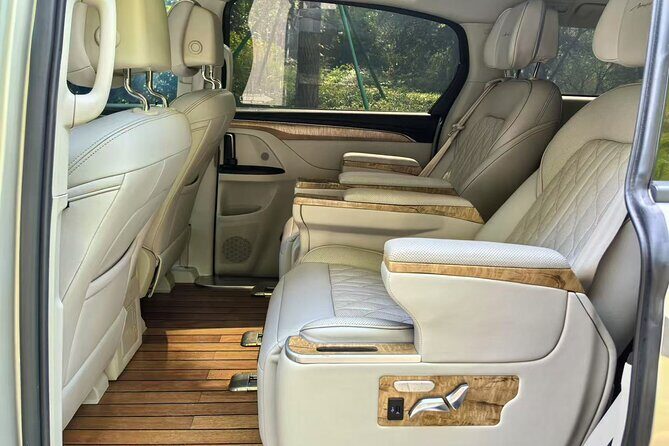 Luxury Private Transfer from Shanghai Pudong Airport to Hotel - In-Depth Review of the Private Transfer Experience
