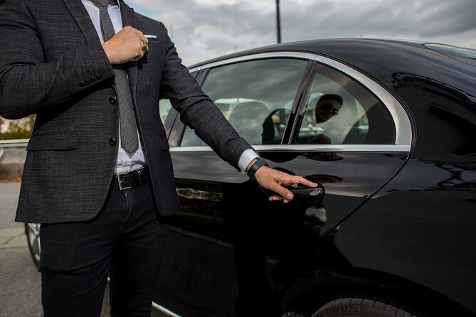 Luxury Private Transfer Zagreb - Zagreb Airport - Key Points