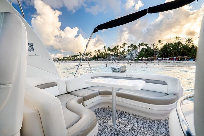 Luxury Private Yacht (37ft) Snorkeling & Natural Pool, Punta Cana - Authenticity and Comfort on the Water