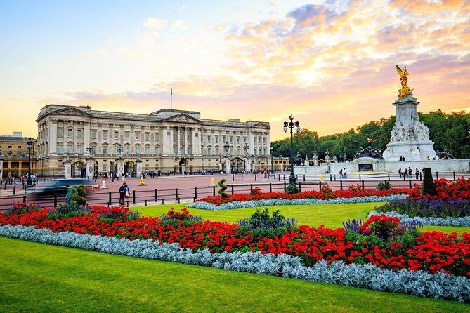 Luxury Range Rover at your Disposal in London for Full Day City Tour - Key Points