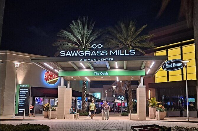 Luxury Roundtrip Transfer to Sawgrass Mall from Miami Hotel - Discover the Ease and Comfort of a Luxury Roundtrip Transfer from Miami to Sawgrass Mills Mall