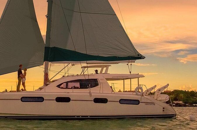 Luxury Sailboat at Sunset in Cancun - An In-Depth Look at the Cancun Sunset Sailboat Tour