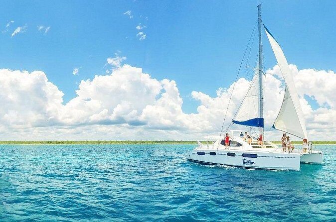 Luxury sailboat in Riviera Maya - Authentic Traveler Insights