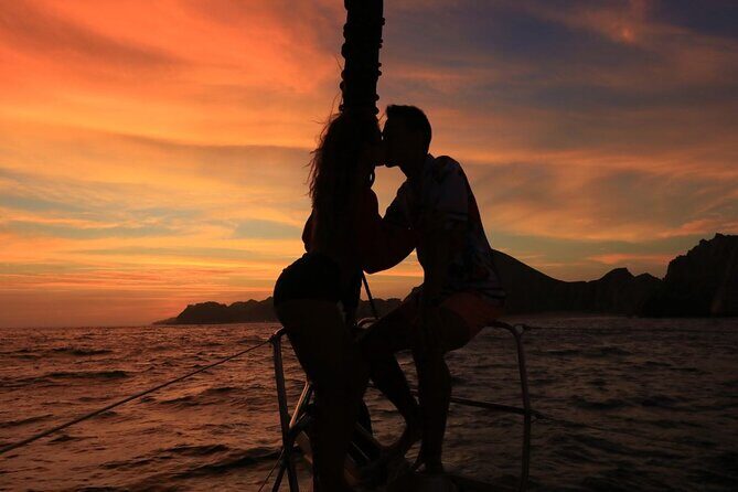 Luxury sailboat tour at sunset in Los Cabos - FAQ