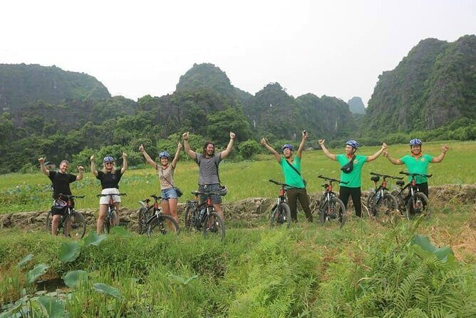 Luxury Small Group Tour in Tam Coc, Mua Cave, Bich Dong Pagoda - Authentic Experiences and Practical Details