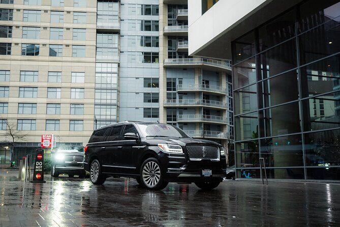 Luxury SUV Airport Transfer From SeaTac-Seattle (Up 5 Passengers) - Experience the Comfort of a Luxury SUV Airport Transfer in Seattle