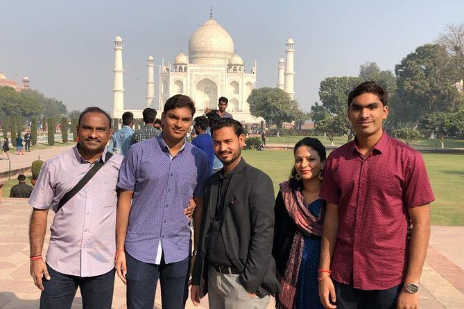 Luxury Taj Mahal Tour by Gatimaan Express Train With Executive Class - Key Points