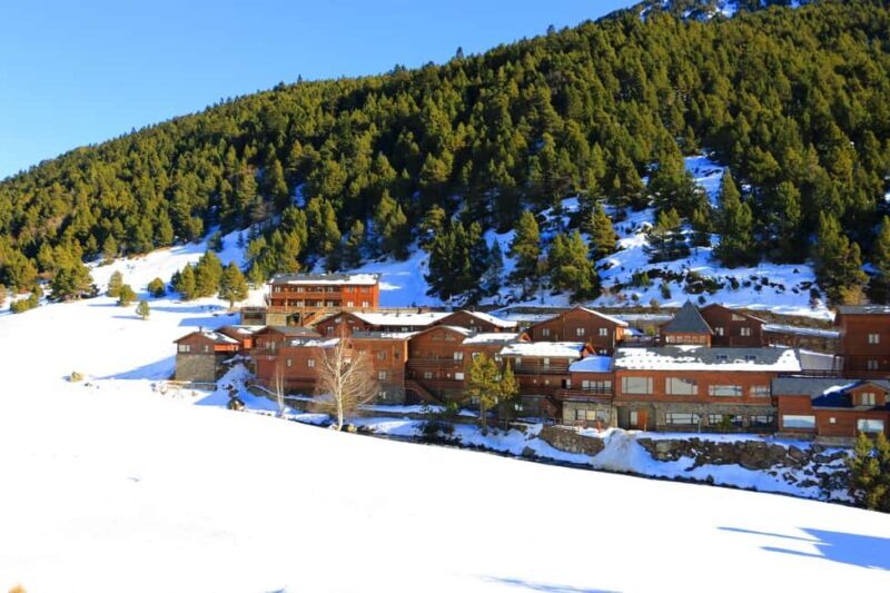 Luxury Tour Andorra and Range Rover Sport challenge from Barcelona - A Luxurious Escape from Barcelona into the Pyrenees