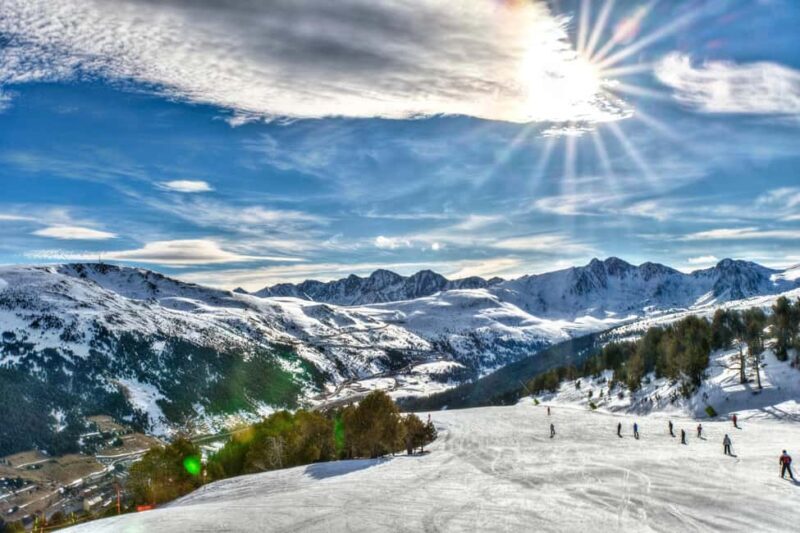 Luxury Tour Andorra and Range Rover Sport challenge from Barcelona - Key Points