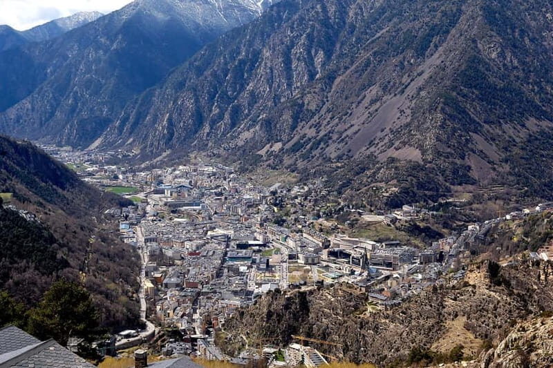 Luxury Tour Andorra with snow driving course from Barcelona - Frequently Asked Questions